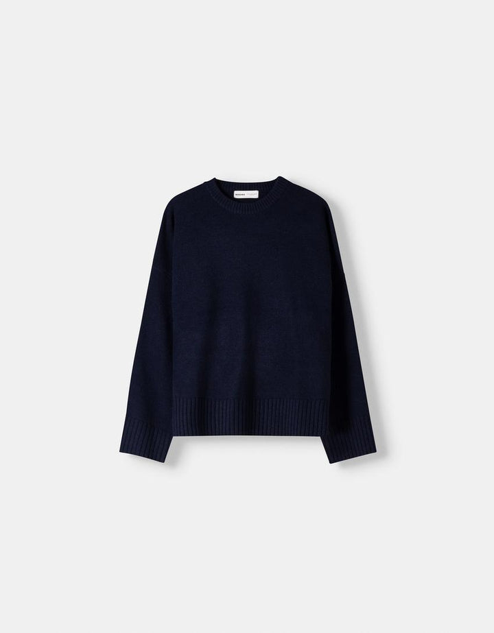 soft-touch sweater with round neckline