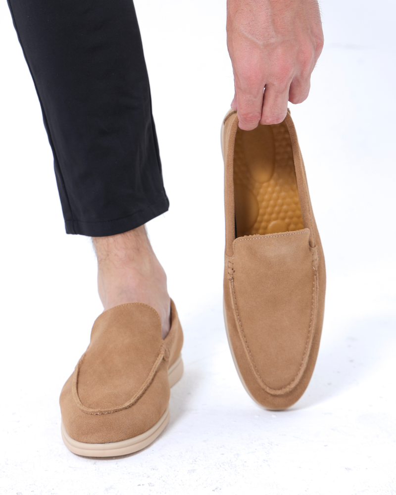 MONEY CLUB PREMIUM SUEDE LOAFERS 🔥 Get 2 for the price of 1🔥
