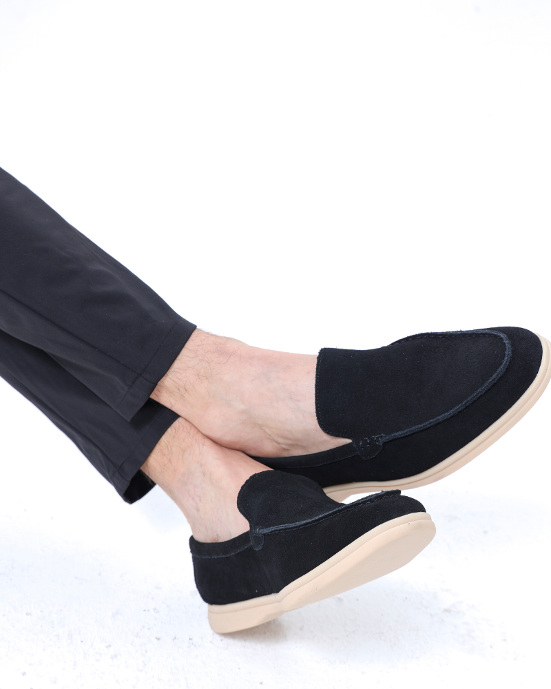 MONEY CLUB PREMIUM SUEDE LOAFERS 🔥 Get 2 for the price of 1🔥